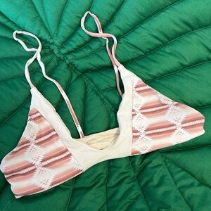 VTG Acacia swimwear bikini top. Still has some life in it. See pics for flaws